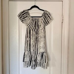 19 Cooper Monochrome Striped Dress